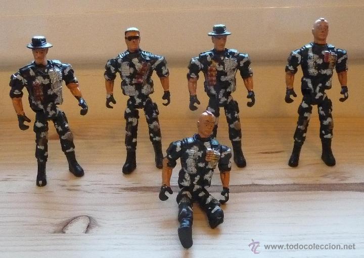 Figuras de acci&oacute;n: LOTE DE 5 FIGURAS ARTICULADAS SOLDADOS MERCENARIOS (9 CMS.ALTURA)