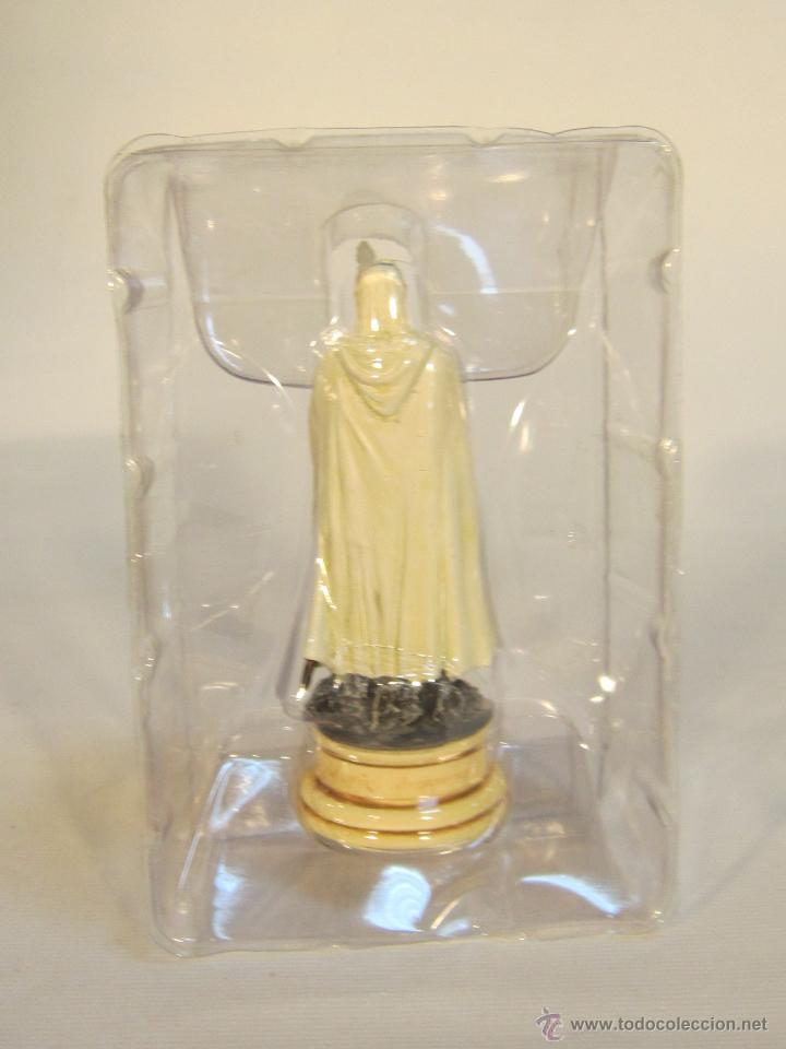 Figuras de acci&oacute;n: EL SE&Ntilde;OR DE LOS ANILLOS - GANDALF - Foto 7