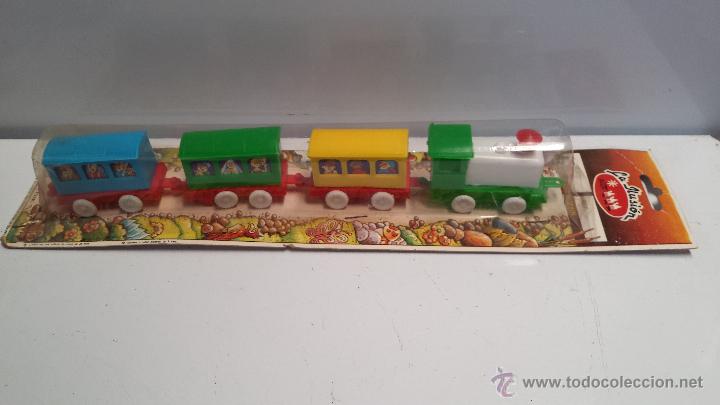 Figurines d'action: TREN DE PLASTICO CON VAGONES - LA ILUSI&Oacute;N - HECHO EN ESPA&Ntilde;A