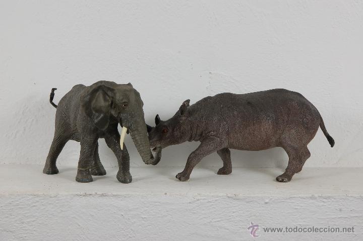 Figuras de acci&oacute;n: lote elefante y rinoceronte - Foto 1