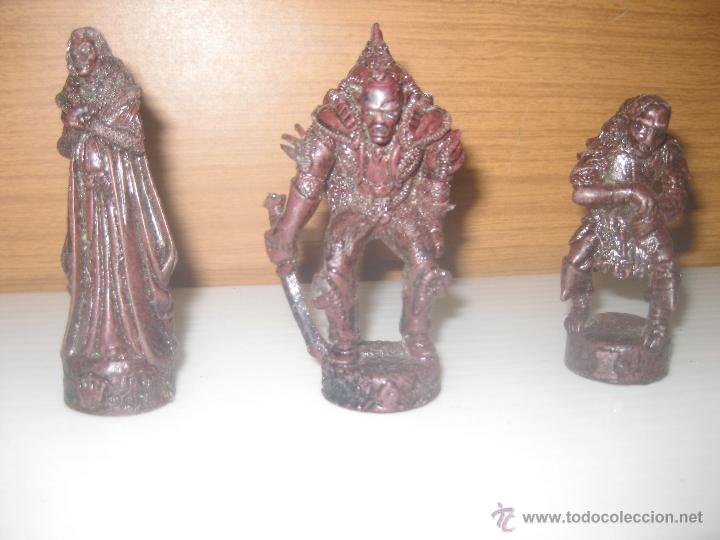 Figuras de acci&oacute;n: 3Figuras de EL SE&Ntilde;OR DE LOS ANILLOS,oscuras - Foto 1