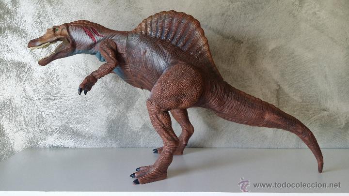 spinosaurus juguete jurassic park