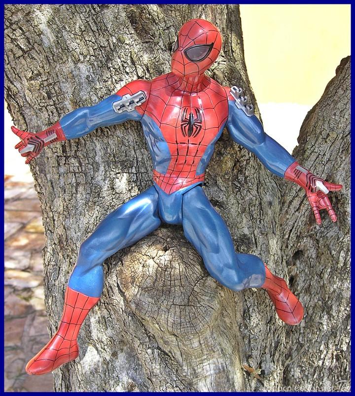 Figuras de acci&oacute;n: Spiderman Power webs rapid fire web Blast...mide 38 x 30 cms... - Foto 2