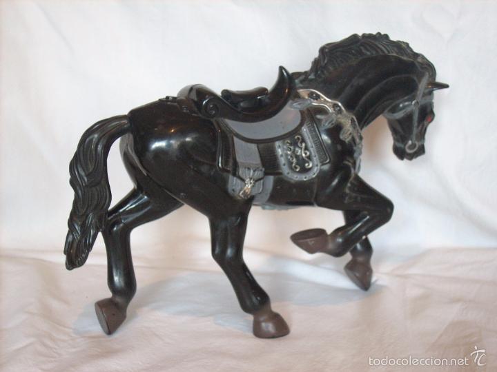 Figuras de acci&oacute;n: Caballo de El Zorro - Foto 1
