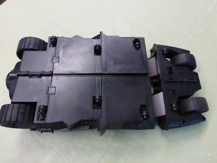 Figuras de acci&oacute;n: COCHE TRANSFORMABLE EN BATCUEVA BATMAN - BATMOVIL - DC COMICS 2008 - ARTICULADO. 41 x 23 CMS. - Foto 4
