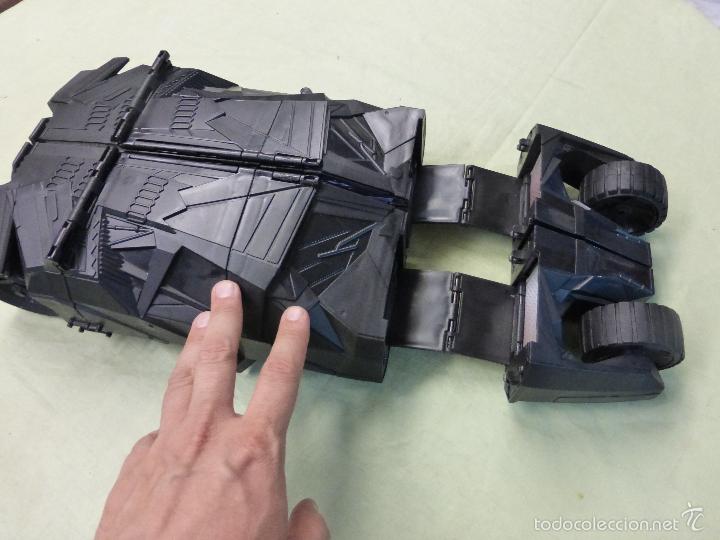 Figuras de acci&oacute;n: COCHE TRANSFORMABLE EN BATCUEVA BATMAN - BATMOVIL - DC COMICS 2008 - ARTICULADO. 41 x 23 CMS. - Foto 5