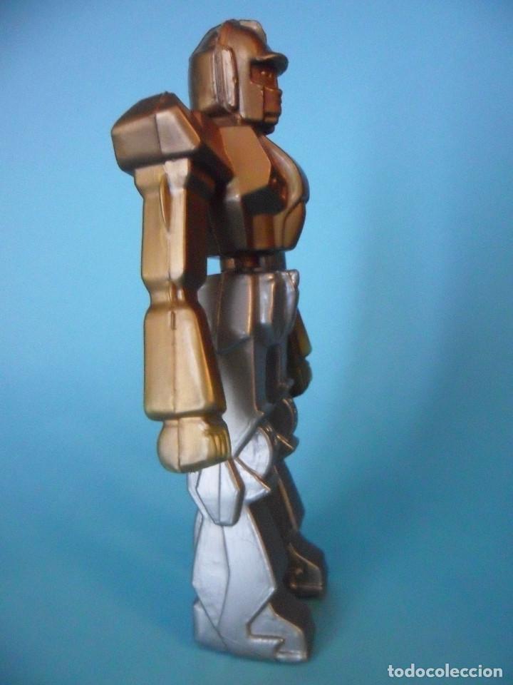 Figuras de acci&oacute;n: TRANSFORMERS FIGURA BOOTLEG DE PLASTICO SOPLADO - Foto 3