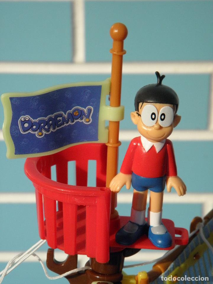 Figuras de acci&oacute;n: Barco de vela gale&oacute;n Pirata de Doraemon marca Simba, de 33 x 47 cm - Foto 2