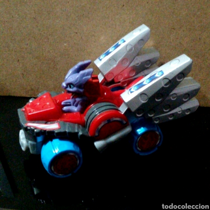 Figuras de acci&oacute;n: Coche SKYLANDER - COLECCION MC DONALDS 2016 - Foto 1