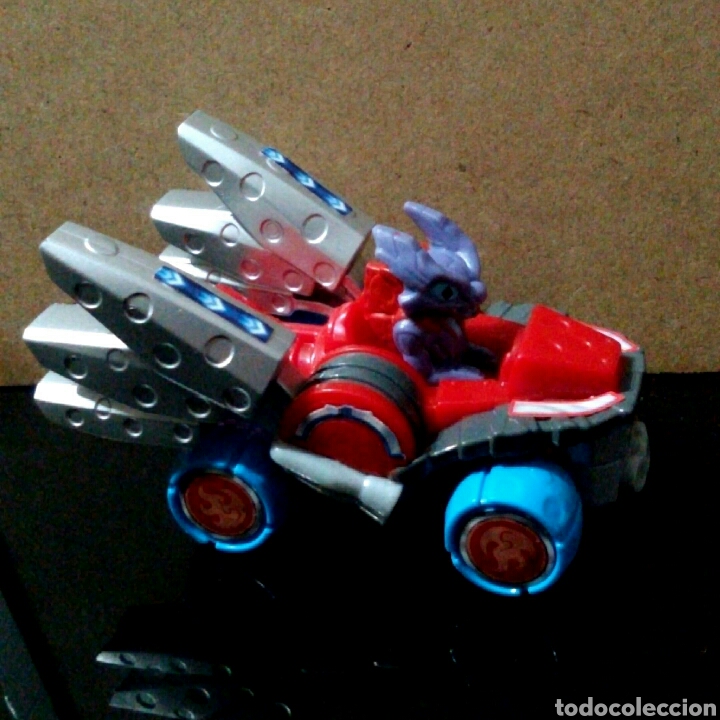 Figuras de acci&oacute;n: Coche SKYLANDER - COLECCION MC DONALDS 2016 - Foto 2
