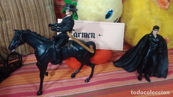 Figuras de acci&oacute;n: EL ZORRO CON CABALLO y A PIE CON CAPA - Foto 5