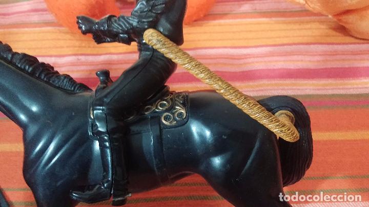 Figuras de acci&oacute;n: EL ZORRO CON CABALLO y A PIE CON CAPA - Foto 21