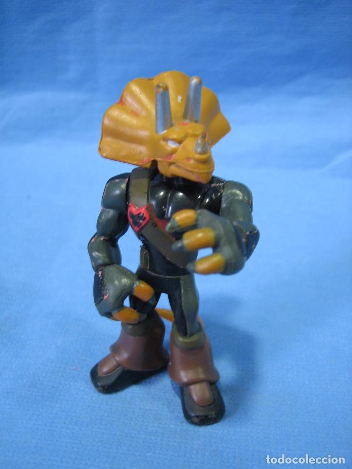 Figuras de acci&oacute;n: Lote figuras de acci&oacute;n de marvel - Foto 5