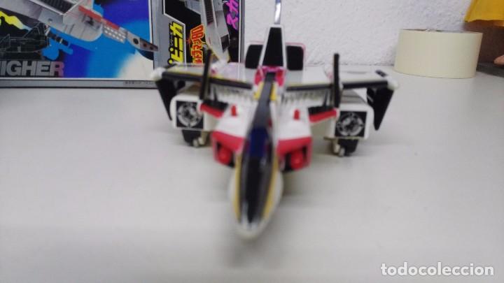 Figuras de acci&oacute;n: nave ultraman de 1980 sky higher - Foto 10