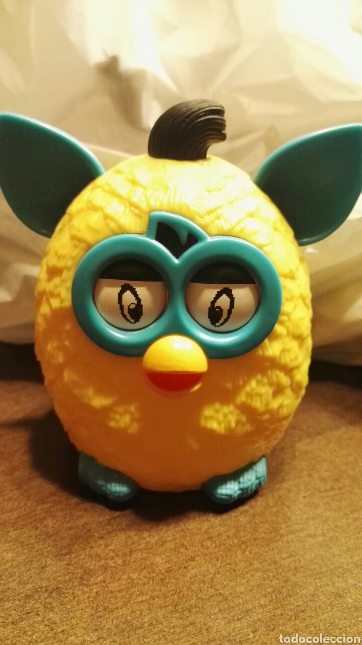 Figuras de acci&oacute;n: Furby. Figura pl&aacute;stico Mcdonalds - Foto 1