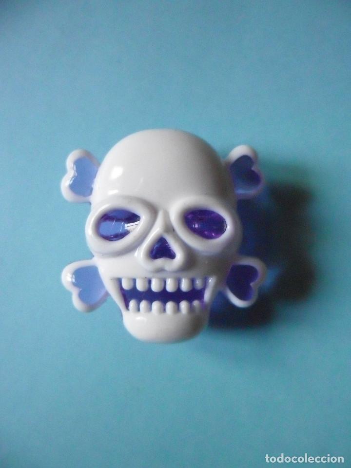 Figuras de acci&oacute;n: CALAVERA ACCESORIO TAIWAN - Foto 1
