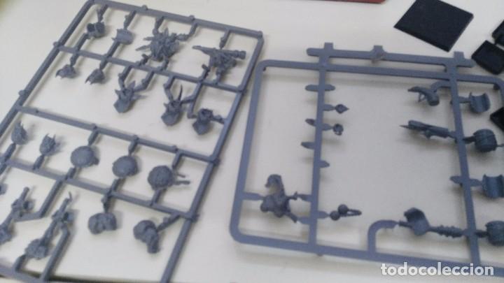 Figuras de acci&oacute;n: lote de caja warhammer - Foto 3