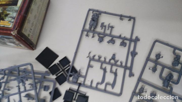 Figuras de acci&oacute;n: lote de caja warhammer - Foto 5