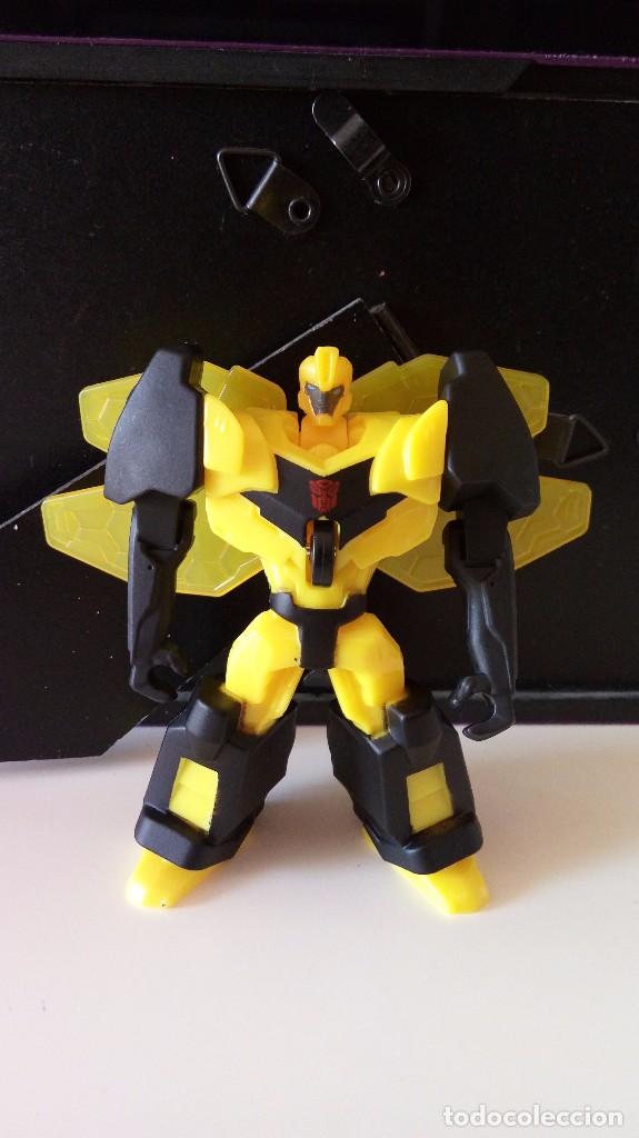 Figuras de acci&oacute;n: Figura Robot Transformers. Hasbro - McDonalds. - Foto 1