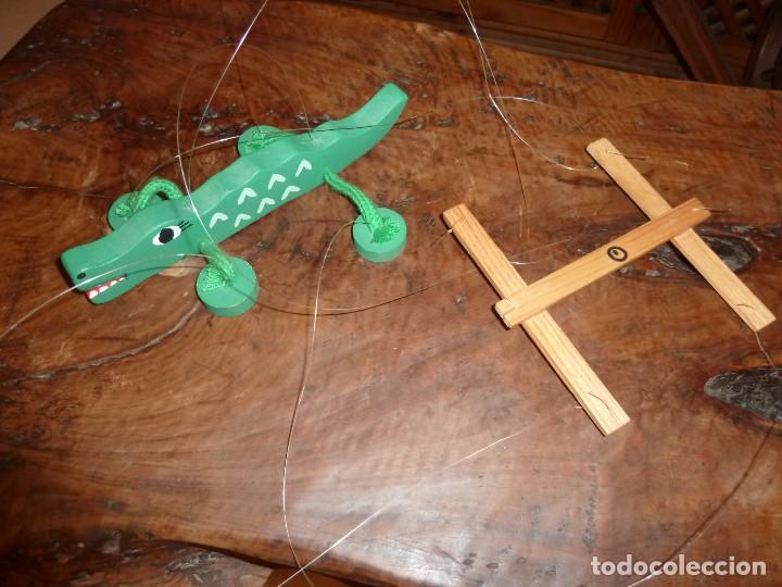 Figuras de acci&oacute;n: Marioneta cocodrilo madera - Foto 4