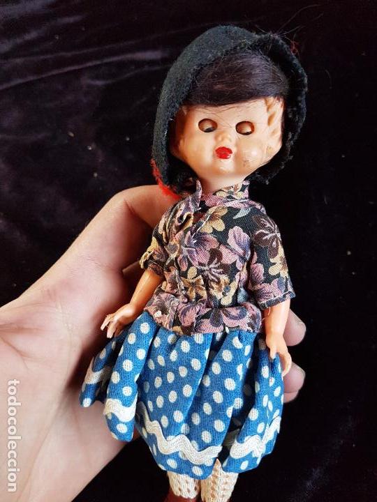 Figuras de a&ccedil;&atilde;o: ANTIGUO MU&Ntilde;ECO DE CELULOIDE.