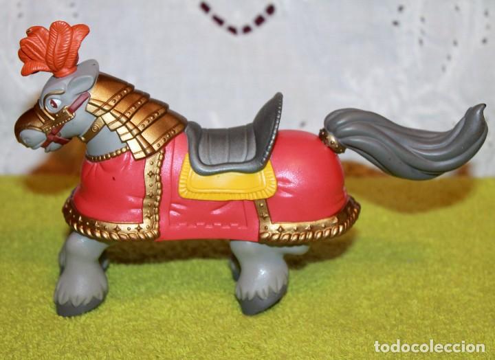 Figuras de acci&oacute;n: CABALLO MEDIEVAL-ARTICULADO - Foto 1