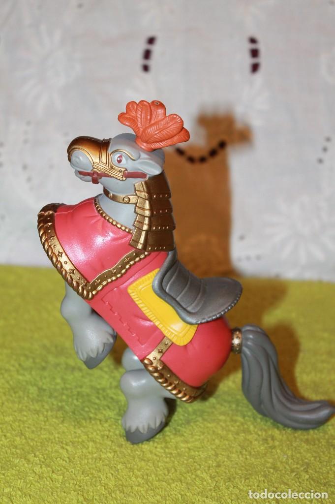 Figuras de acci&oacute;n: CABALLO MEDIEVAL-ARTICULADO - Foto 2