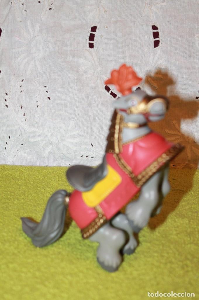 Figuras de acci&oacute;n: CABALLO MEDIEVAL-ARTICULADO - Foto 6