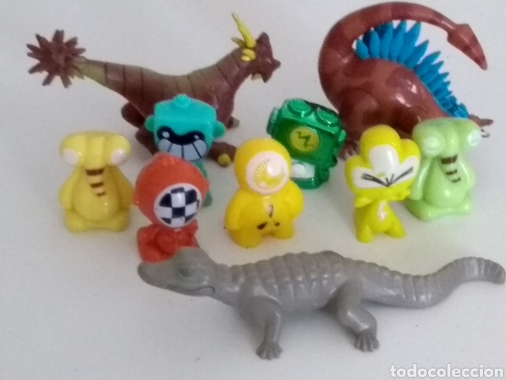 Figuras de acci&oacute;n: **LOTE DE MU&Ntilde;ECOS ( EL COCODRILO ES DE PLAYMOBIL) OFERTA**