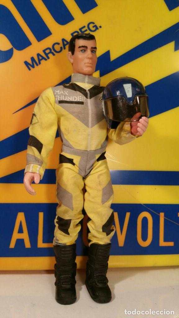 Figuras de acci&oacute;n: FAMOSA - MAX THUNDER MT - MOTORISTA - Foto 1