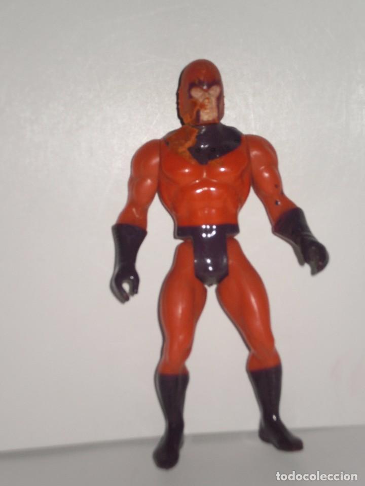 Figurines d'action: FIGURA ARTICULADA , H&Eacute;ROE DE ACCI&Oacute;N , SIN MARCA NI FABRICANTE CON&Oacute;CIDO .