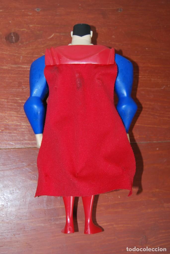 Figuras de acci&oacute;n: FIGURA DE SUPERM&Aacute;N - TM AND DC COMICS - - Foto 3