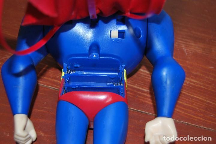 Figuras de acci&oacute;n: FIGURA DE SUPERM&Aacute;N - TM AND DC COMICS - - Foto 4