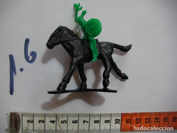 Figuras de acci&oacute;n: INDIO A CABALLO - Foto 1
