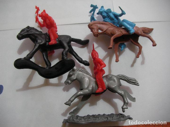 Figuras de acci&oacute;n: LOTE DE INDIOS A CABALLO - Foto 2
