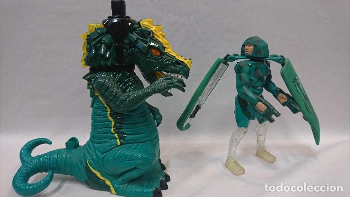 Figuras de acci&oacute;n: FIGURA VOLADORA DRAGON FLYZ - Foto 4
