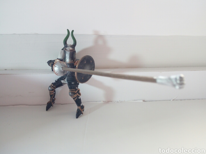 Figuras de acci&oacute;n: SCHLEICH. CABALLERO. MU&Ntilde;ECO - Foto 1