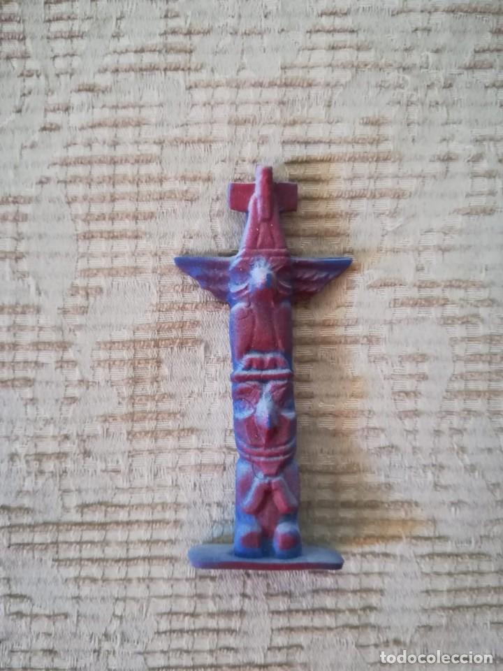 Figuras de acci&oacute;n: FIGURA DEL OESTE ANTIGUA TOTEM INDIO INDIOS Y VAQUEROS - Foto 1