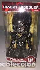 Figuras de acci&oacute;n: TRANS FORMERS MEGATRON WACKY WOBBLER - Foto 1