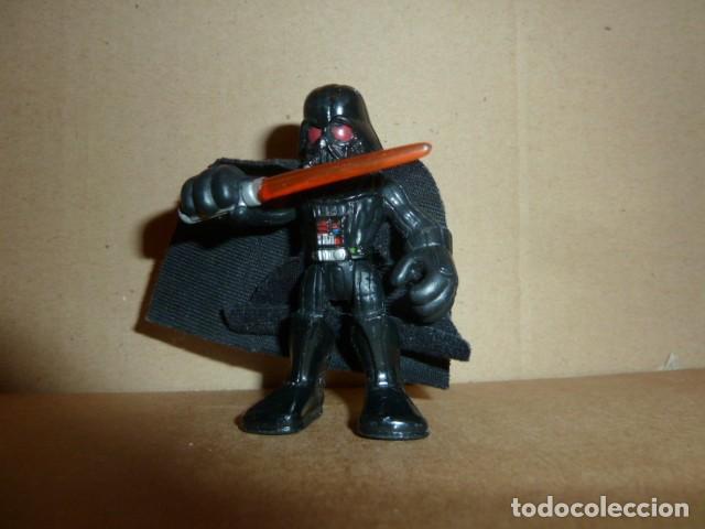 Figuras de acci&oacute;n: Star Wars, Darth Vader. Hasbro 2011 - Foto 2
