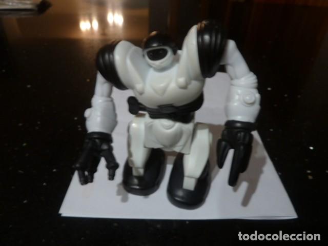 Figuras de acci&oacute;n: Robot Macdonalds 2007 - Foto 1