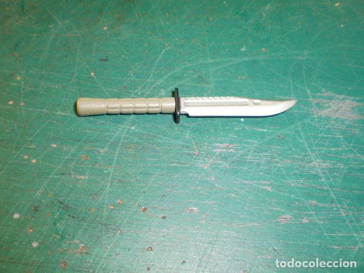 Figuras de acci&oacute;n: DRAGON CUCHILLO DE COMBATE ESCALA 1/6 - Foto 1