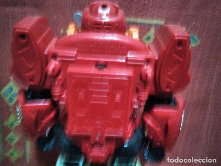 Figuras de acci&oacute;n: Robot articulado a pilas 33 cm. - Foto 7