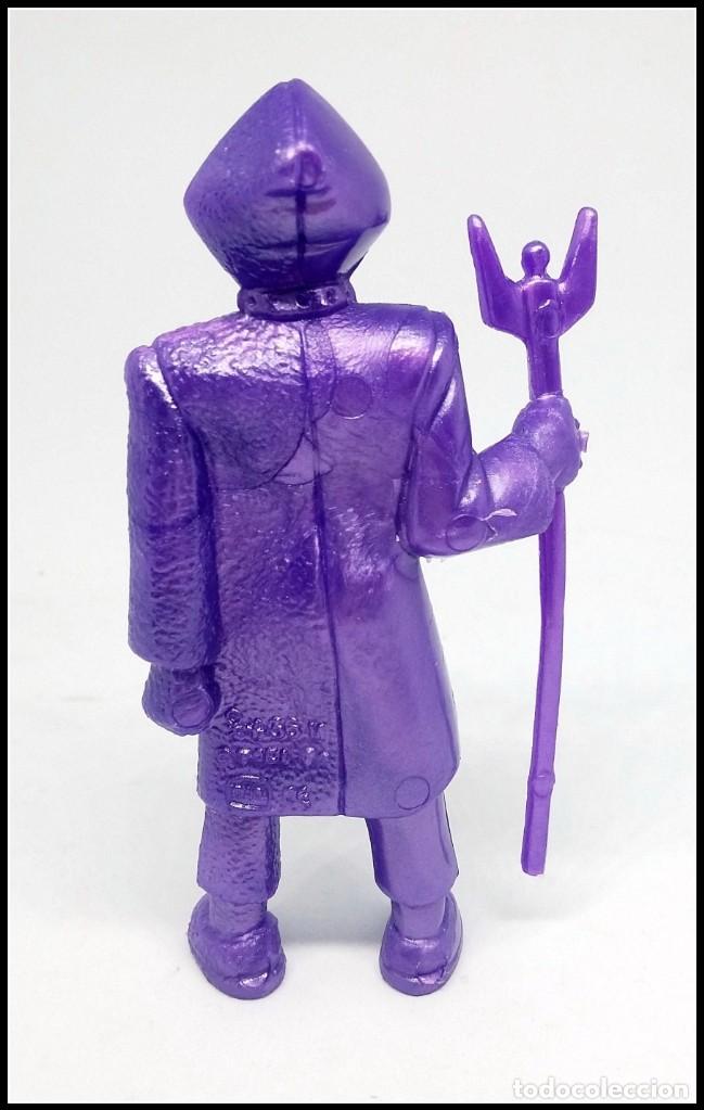 MAZINGER Baron ASHURA Photo de l'objet Figurine PVC vintage yolanda 