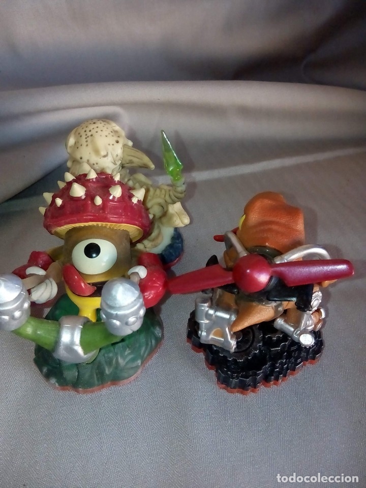 Figuras de acci&oacute;n: figuras skylanders lost islands y collection vault - Foto 9