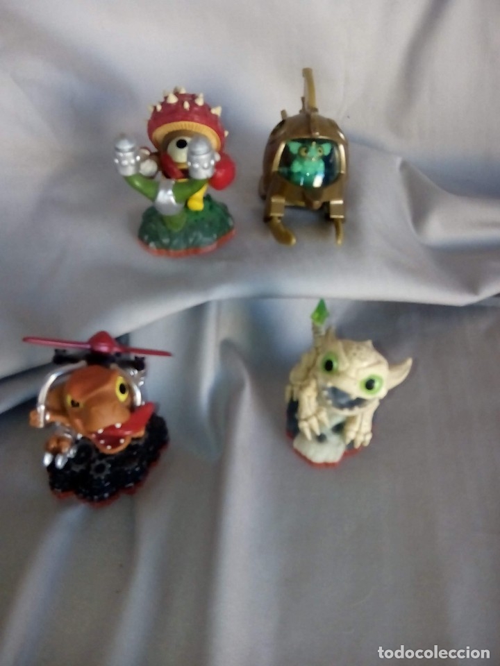 Figuras de acci&oacute;n: figuras skylanders lost islands y collection vault - Foto 5