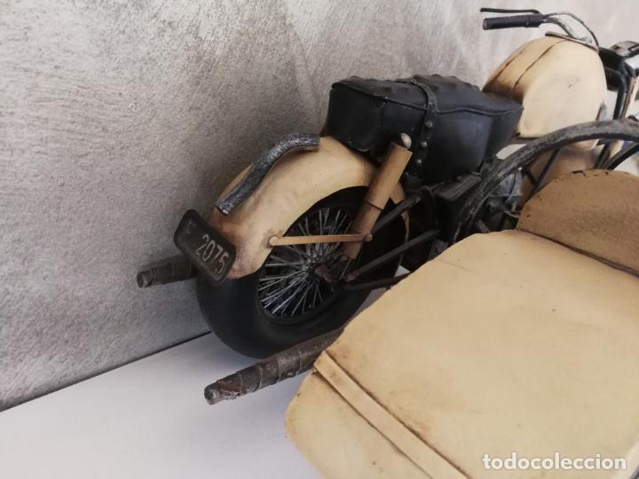 Figuras de acci&oacute;n: MOTO CON SIDECAR JAYLAND - Foto 9