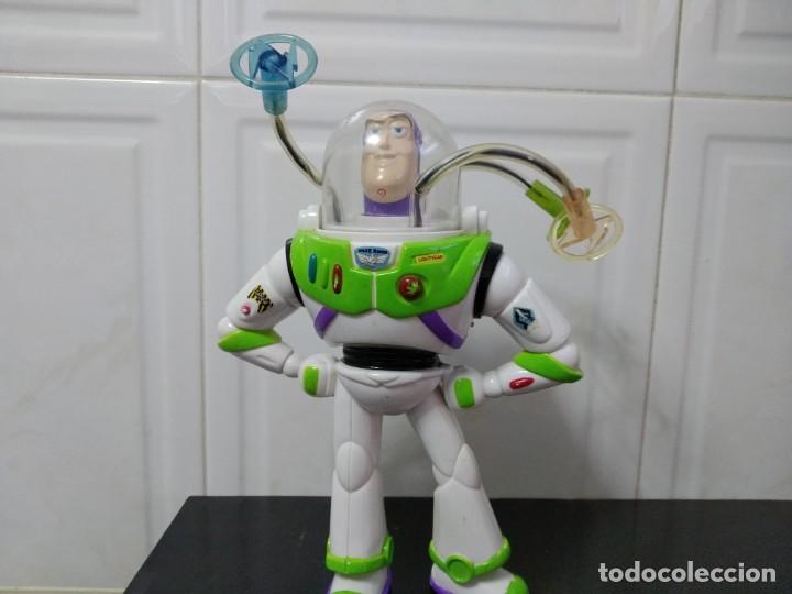 Figuras de acci&oacute;n: TOY STORY BUZZLIGHTYEAR 20 CM. (NO FUNCIONA) - Foto 1