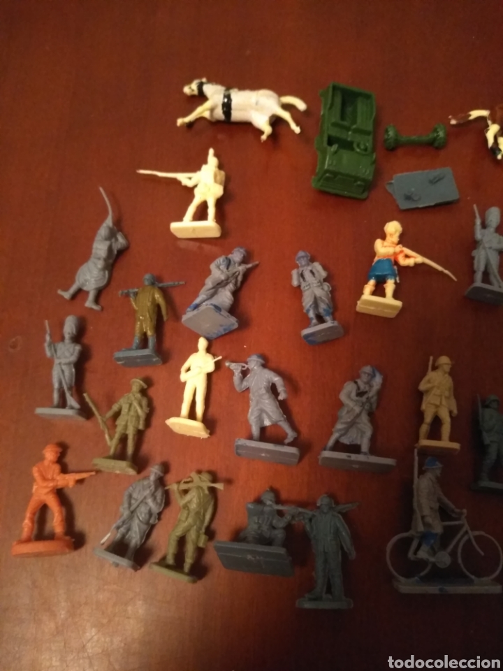Figuras de acci&oacute;n: Mu&ntilde;ecos kiosko pl&aacute;stico a&ntilde;os 80 - Foto 2