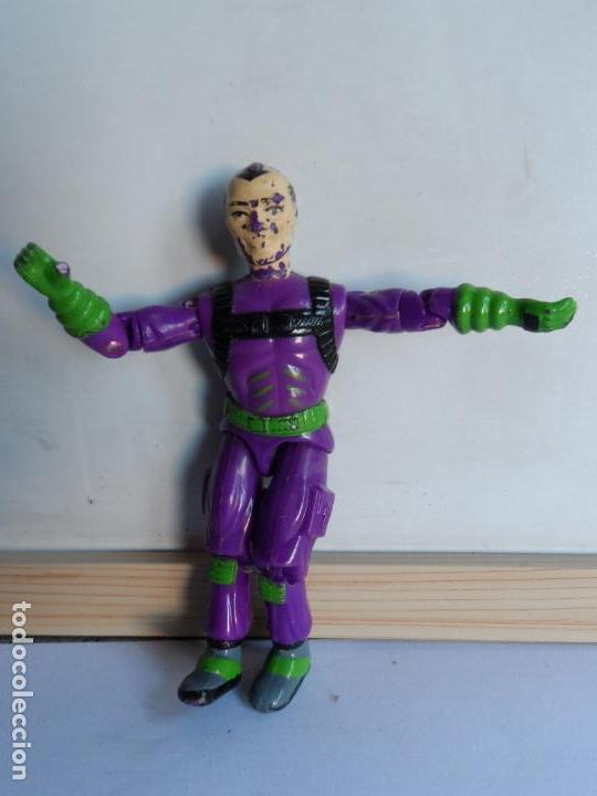 Figurines d'action: mu&ntilde;eco articulado
